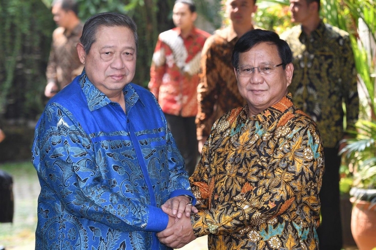 Susilo Bambang Yudhoyono dan Prabowo Subianto. Sumber foto: The Jakarta Post.com