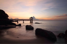 Kawasan wisata pantai Tanjung Pesona Kabupaten Bangka (foto: maulana@able)