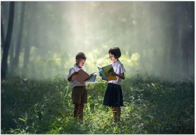 Anak dan buku. Pixabay