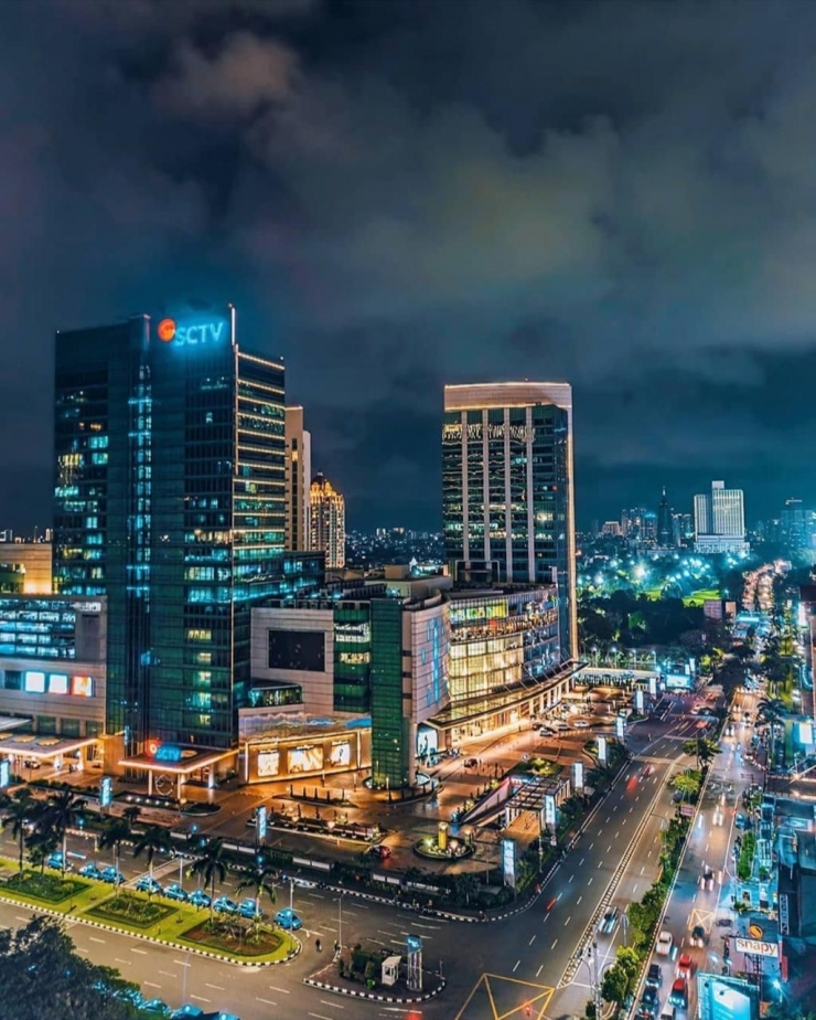 potret Senayan City di malam hari/suarasiber.com
