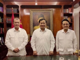 Nasrul Abit dan Indra Catri bersama Prabowo Subianto, Ketua Umum Partai Gerindra