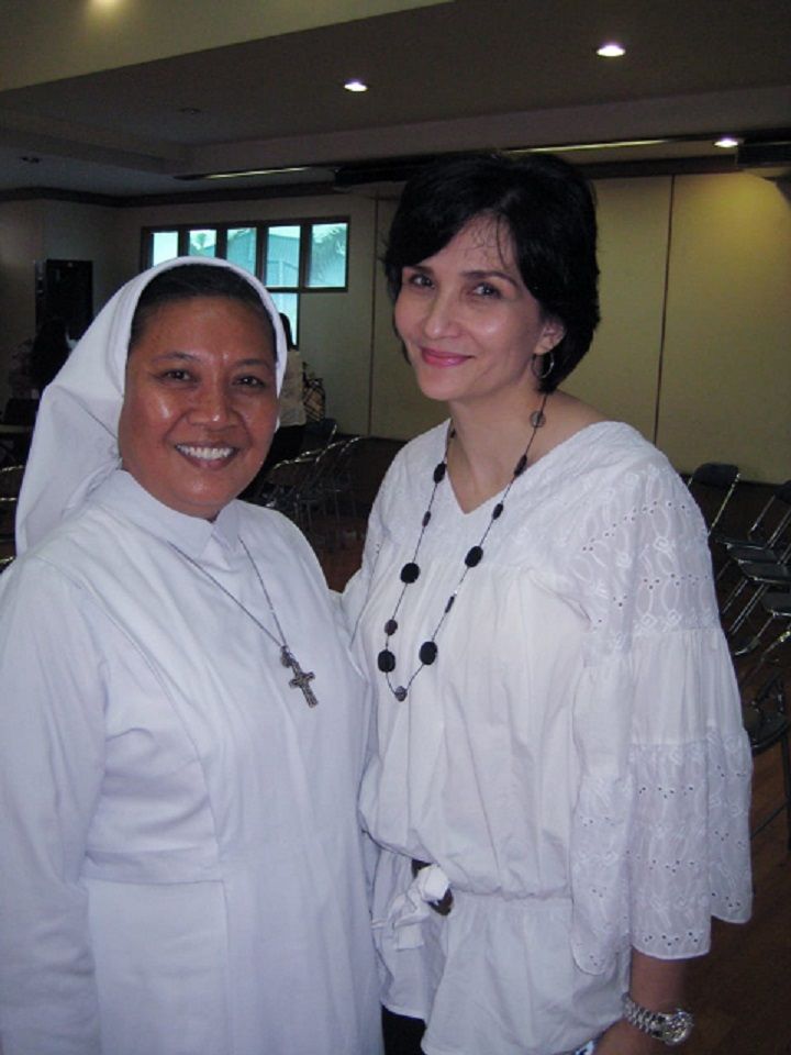 penulis & Ibu Heidi Awuy ( dok pri )