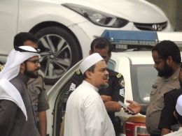 Habib Rizieq ketika menghadapi masalah hukum di Saudi. Foto | Minews.com