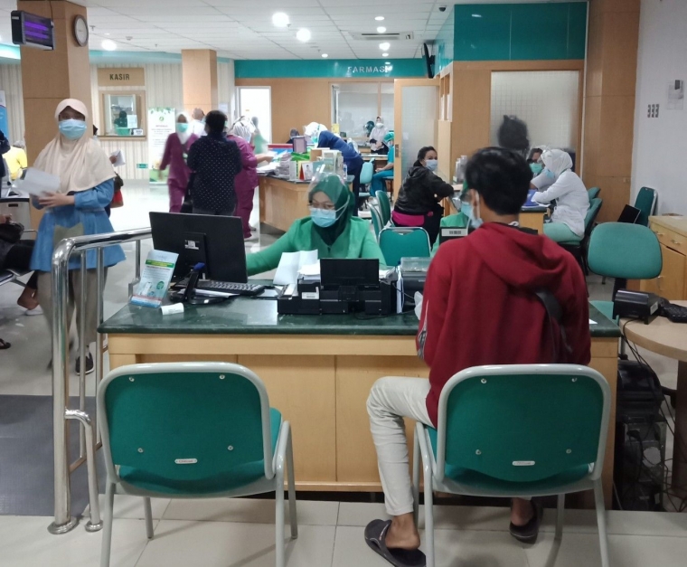 Di Rs Hermina Depok Tidak Pakai Masker Bedah Dilarang Masuk Kompasiana Com