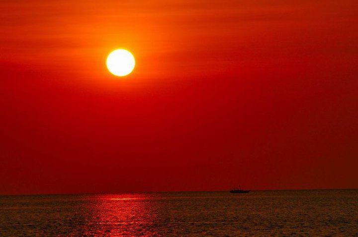 Senja di Madura. Matahari terang menjelang tenggelam (Dokpri/NDP)