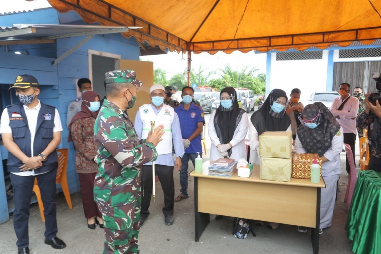 Pangdam IM kunjungi Posko Covid-19 di perbatasan Subulussalam-Sumut, Dok Pendam IM