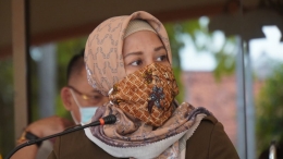Wali Kota Mojokerto Ika Puspitasari saat konferensi pers terkait libur panjang (dokpri)