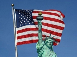 Patung Liberty, New York, Amerika Serikat. Source : http://waziafrica.blogspot.com/