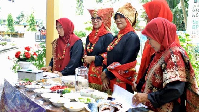 - BPNB Sumbar saat syuting video Pangek Sumpu, Rabu 21 Oktober 2020 di Kantor BPNB Sumbar. (Dok. Istimewa)