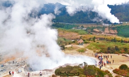 Foto  Kawah Sikidang (sumber https://www.tourdejava.net/2015/12/kawah-sikidang-dieng-plateau.html: 