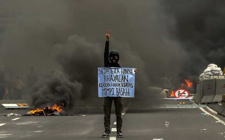 Demonstrasi di Indonesia (Sumber: https://realitarakyat.com)