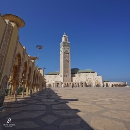 Masjid Hassan II dgn gaya arsitektur Moorish. Sumber: koleksi pribadi