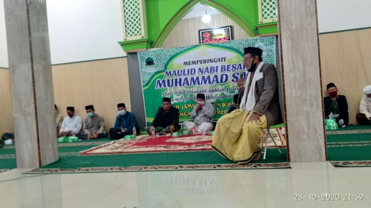 Peringatan Maulid Nabi di Masjid Uswatun Khasanah Wangandalem Brebes. Dokpri