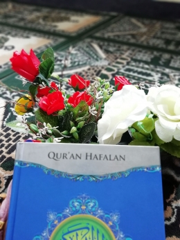 Menjadikan anak-anak kita rajin baca dan mencintai Qur'an. Foto: Ozy V. Alandika