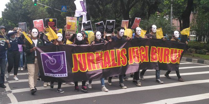 Perlukah ump untuk  buruh jurnalis ? (Foto: www.merdeka.com) 