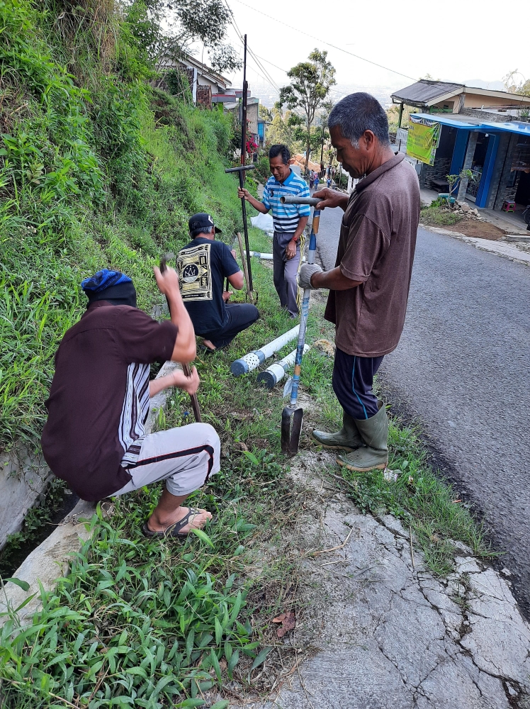 Mahasiswa Universitas Pendidikan Indonesia Bandung Mahasiswa Universitas Pendidikan Indonesia Bandung