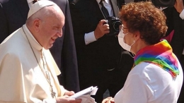 Paus Fransiskus dan dukungannya terhadap kaum LGBT (Sumber: newwaysministry.org)