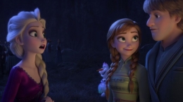Gambar 1 : Anna dan Kristoff ingin membantu Elsa. (sumber: screenshot layar Youtube)