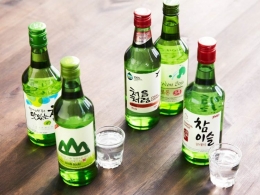Minuman khas Korea, Soju (Sumber: Serious Eats)