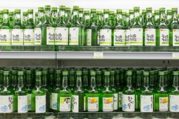 Soju minuman alkohol Korea Selatan (Sumber: kompas.com)