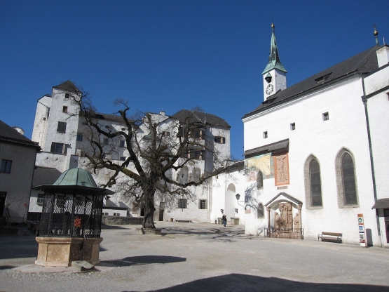 Kapel St.George- Hohensalzburg. Sumber: Gryffindor / wikimedia