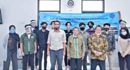 Santri dan pengurus BLK Komunitas PP Sirna Miskin Bandung
