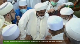 Akad nikah putri HRS dan Irfan Al Idrus di Petamburan, Sabtu (14/11) | Youtube Front TV via kumparan.com