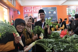 Produk Sayur  dan Buah yang hendak dikirim ke Supermarket Jakarta (Foto: Tim PK 144)