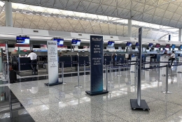 Salah satu check-in counter EL AL, penumpang akan melalui prosedur yang ketat sebelum bisa boarding ke atas pesawat. Sumber gambar: wikimedia.org