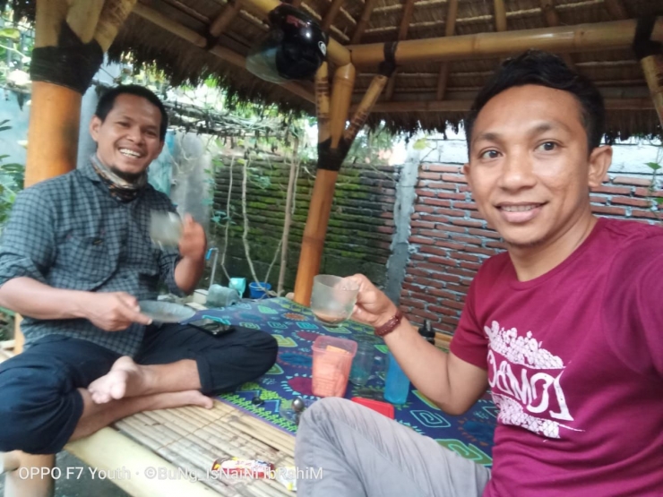 Dokpri. Bersama Bang Reza di kediamannya, Lombok Barat, Nusa Tenggara Barat, 