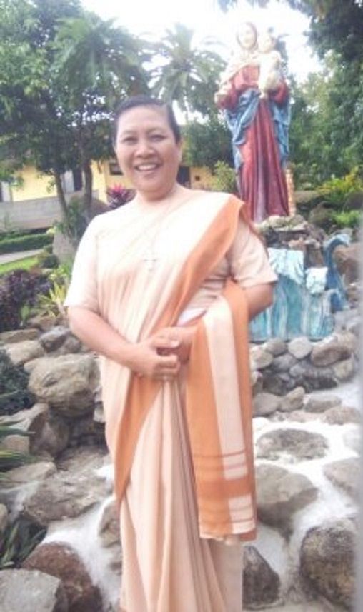 Dibalut saree ( dok pri )