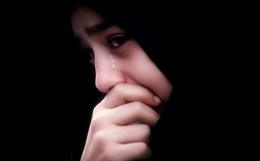 Ilustrasi wanita yang menangis, Sumber; hipwee.com