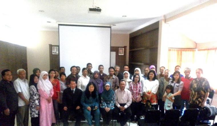 bersama teman teman Semarang (dok mpribadi)