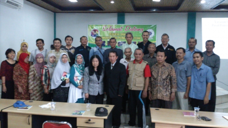 Bersama teman teman Tegal (dok pribadi)