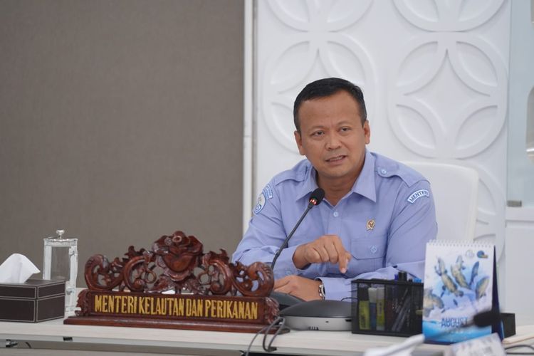 Edhy Prabowo, Menteri Kelautan dan Perikanan tertangkap oleh KPK karena dugaan kasus suap ekspor benih lobster. Sumber foto: Dok. KKP via Kompas.com