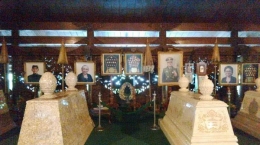 Makam Pak Harto dan Ibu Tien di Matesih, Karanganyar. Gambar: Tribunnews.com
