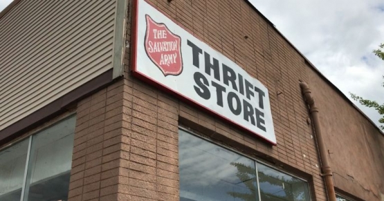 Salvation Army Thirft Store. | Ussfeed.com