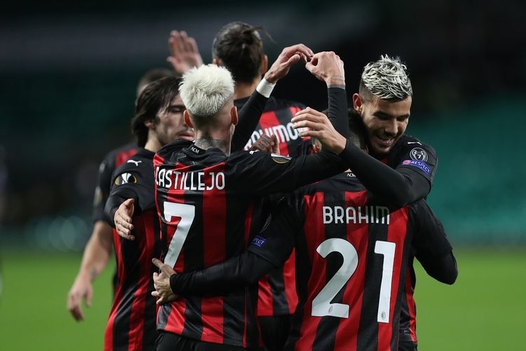 Pemuncak klasemen sementara Serie A, AC Milan terus memperkuat lini permainan tim.| Sumber: AFP/Rusell Cheyne via Kompas.com