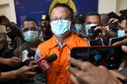 Edhy Prabowo menyampaikan permohonan maaf (ANTARAFOTO/Indrianto Eko Suwarso)