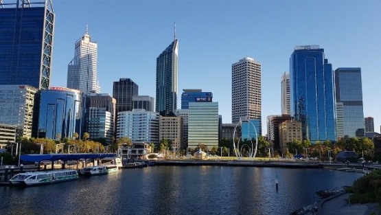 Elizabeth Quay Difoto dari Atas Jembatan Pedestrian | Dokumen Pribadi