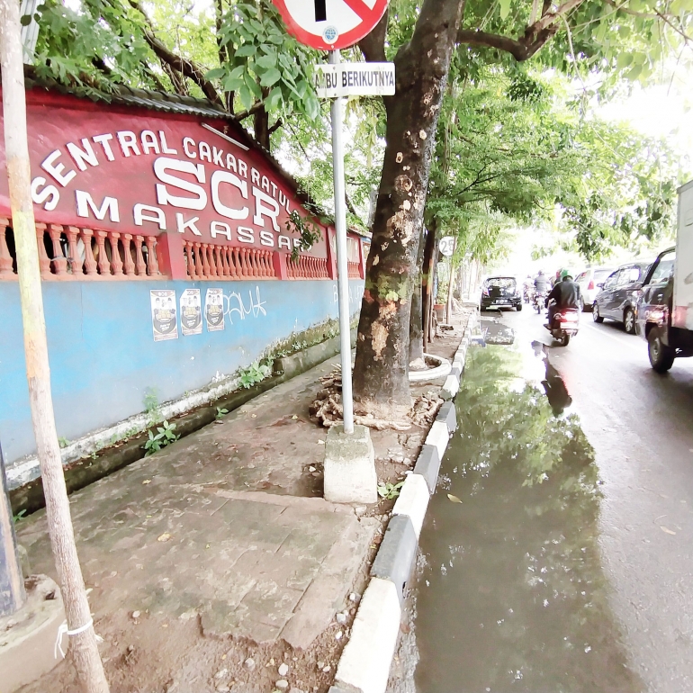 Sentral Cakar Ratulangi (SCR) salah satu pasar penjualan pakaian bekas asal luar negeri di pusat kota Makassar/Ft: Mahaji Noesa