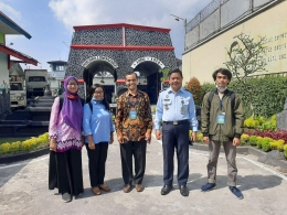 Tim Pengabdian UM dan petugas Lapas Kelas 1 Kota Malang (dokumen pribadi)
