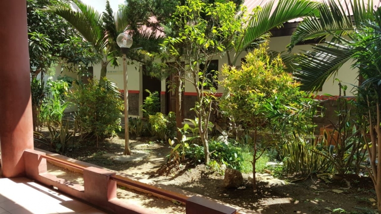 penghijauan di sekolah (foto dok pri).