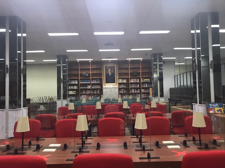 President University Library