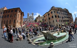 Spanish Steps, salah satu lokasi favorit para pencopet di Roma. Sumber: koleksi pribadi