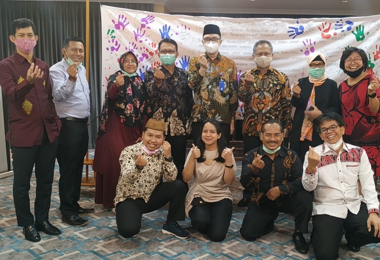 Tim Pengembang Organisasi Profesi Guru
