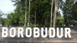Teteh penasaran dengan kisah Gunadharma, arsitek Borobudur (Dokpri)