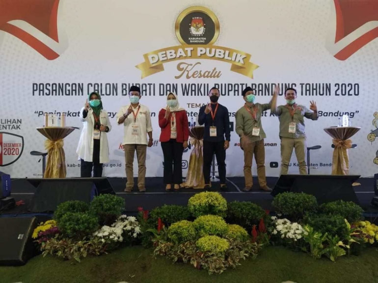 Debat Publik Paslon Pilbup Bandung-Sumber Foto: dara.co.id