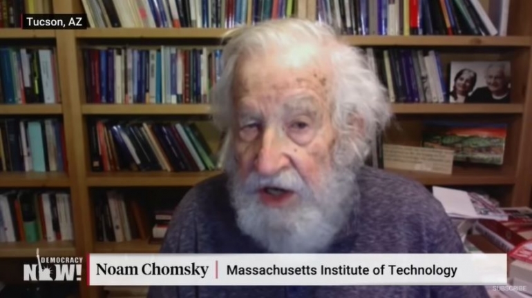 Cuplikan video wawancara Noam Chomsky di Democracy Now diupload 24 Juli 2020. (YouTube/Democracy Now!)