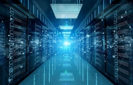 Perusahaan harus memiliki data center yang tangguh, berkelanjutan, efisien, dan adaptif. (Foto: iStockPhoto)